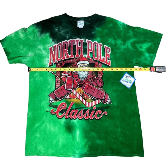 Holiday Hockey Gift Idea 🎁 ’47 North Pole Hockey Santa Tee Men’s XL NWT - Picture 14 of 14